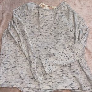 💗3/$20 long sleeve tie backless top